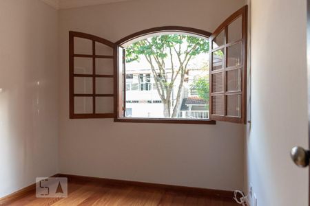 Casa para alugar com 5 quartos, 230m² em Jardim Atlântico, Belo Horizonte