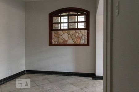Casa para alugar com 5 quartos, 230m² em Jardim Atlântico, Belo Horizonte