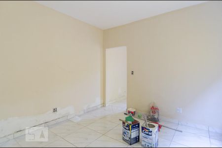 Sala de casa à venda com 2 quartos, 80m² em Taboão, Diadema