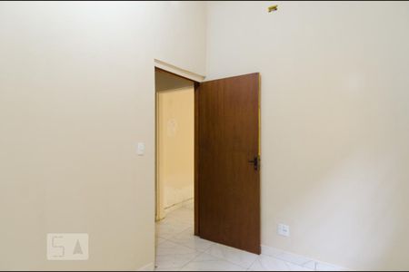 Quarto 2 de casa à venda com 2 quartos, 80m² em Taboão, Diadema