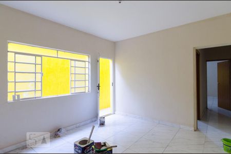 Sala de casa à venda com 2 quartos, 80m² em Taboão, Diadema
