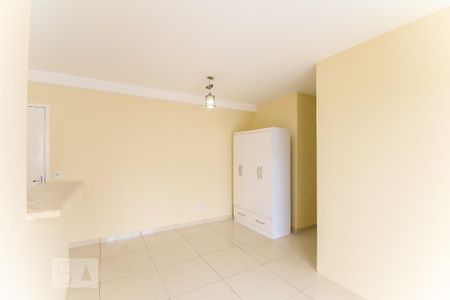 Apartamento para alugar com 65m², 3 quartos e 1 vaga Apartamento para alugar com 65m², 3 quartos e 1 vagaSala