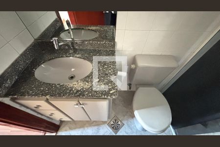 Apartamento para alugar com 75m², 3 quartos e 2 vagasBanheiro