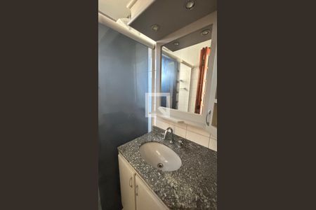 Apartamento para alugar com 75m², 3 quartos e 2 vagasBanheiro da Suíte