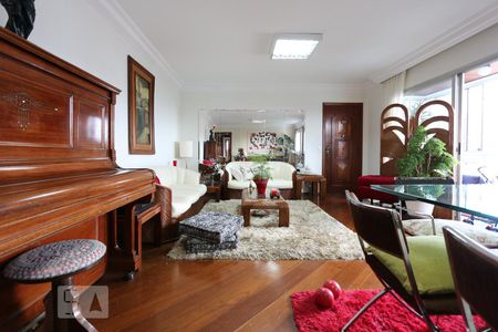 sala de apartamento para alugar com 4 quartos, 157m² em Jardim Londrina, São Paulo