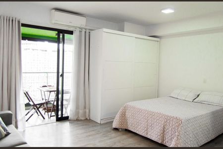 Studio para alugar com 35m², 1 quarto e 1 vagaSala/Dormitório