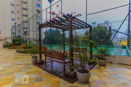 Apartamento para alugar com 72m², 2 quartos e 1 vagaÁrea comum