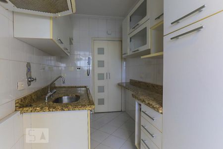 Apartamento para alugar com 72m², 2 quartos e 1 vagaCozinha