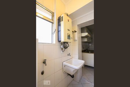 Apartamento para alugar com 72m², 2 quartos e 1 vagaÁrea de Serviço