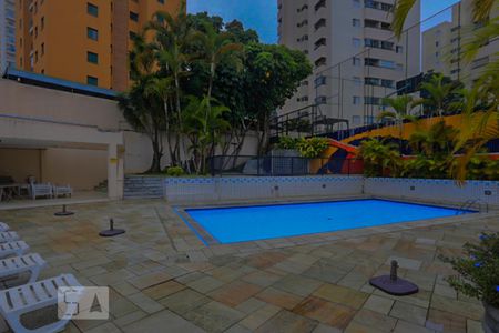 Apartamento para alugar com 72m², 2 quartos e 1 vagaÁrea comum - Piscina