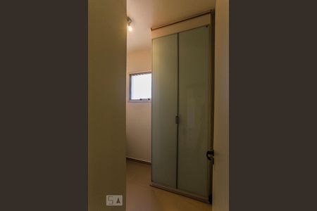 Apartamento para alugar com 72m², 2 quartos e 1 vagaQuarto 2 Closet