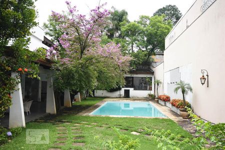 Casa à venda com 700m², 5 quartos e 3 vagasPiscina