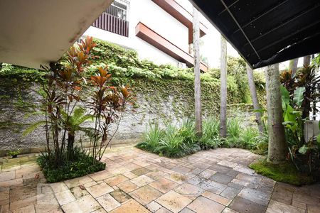 Casa à venda com 700m², 5 quartos e 3 vagasVaranda 1