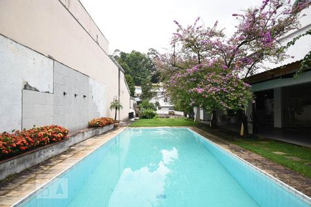 Casa à venda com 700m², 5 quartos e 3 vagasPiscina