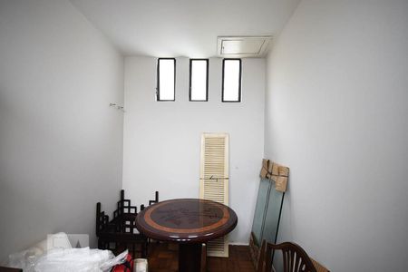 Casa à venda com 700m², 5 quartos e 3 vagasQuarto 3