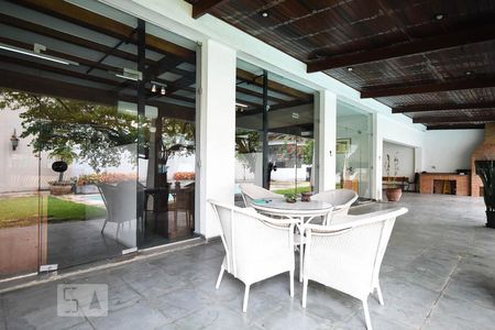 Casa à venda com 700m², 5 quartos e 3 vagasVaranda 2