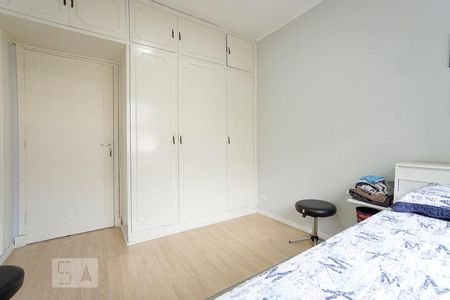 Quarto 01 de casa para alugar com 3 quartos, 270m² em Vila Prudente, São Paulo