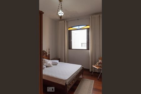 Casa para alugar com 360m², 4 quartos e 4 vagasQuarto 2