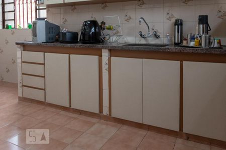 Casa para alugar com 360m², 4 quartos e 4 vagasCozinha