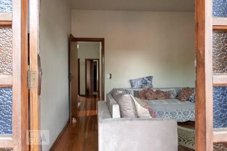 Casa para alugar com 360m², 4 quartos e 4 vagasQuarto 