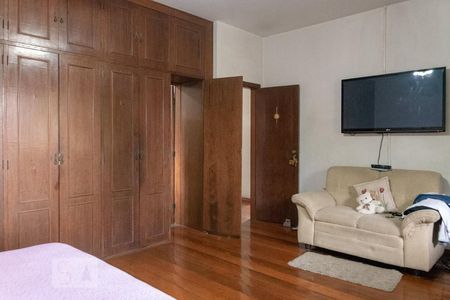 Casa para alugar com 360m², 4 quartos e 4 vagasQuarto 1