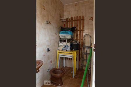 Casa para alugar com 360m², 4 quartos e 4 vagasBanheiro de Serviço