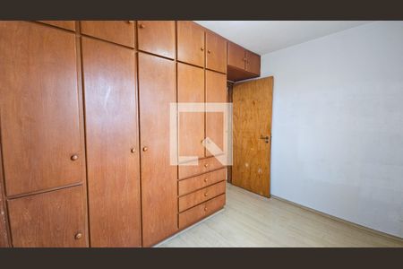 Apartamento à venda com 69m², 2 quartos e 1 vagaQuarto 2