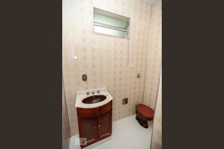 Casa à venda com 60m², 2 quartos e 1 vagaBanheiro