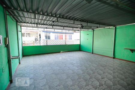 Casa à venda com 60m², 2 quartos e 1 vagaTerraço
