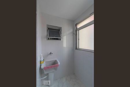 Apartamento à venda com 66m², 3 quartos e 1 vagaÁrea de Serviço