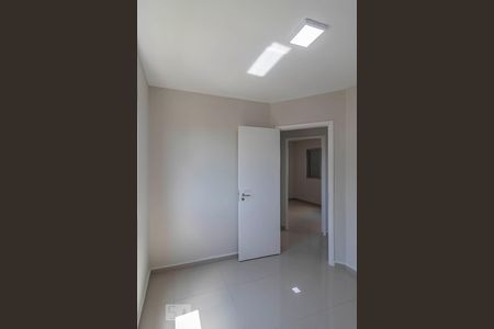 Apartamento à venda com 66m², 3 quartos e 1 vagaQuarto 2