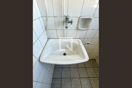 Apartamento para alugar com 58m², 2 quartos e 1 vagaÁrea de Serviço