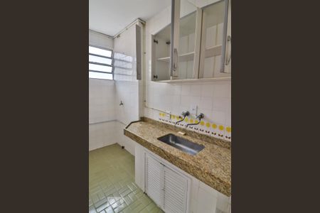 Cozinha de apartamento para alugar com 2 quartos, 60m² em Vila Buarque, São Paulo