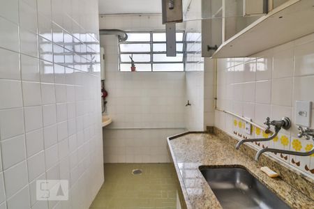 Cozinha de apartamento para alugar com 2 quartos, 60m² em Vila Buarque, São Paulo