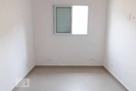 Dormitório 2 de apartamento à venda com 2 quartos, 50m² em Vila Curuçá, Santo André