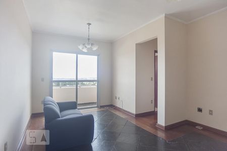 Apartamento para alugar com 70m², 2 quartos e 1 vagaSala