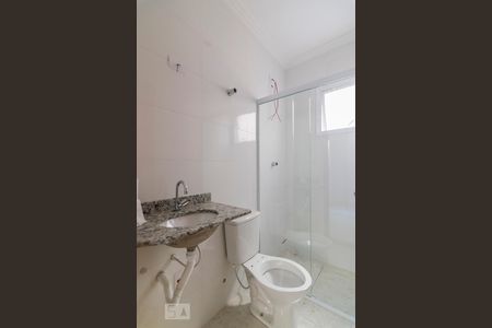 Banheiro da Suite de apartamento à venda com 2 quartos, 86m² em Parque Bandeirante, Santo André
