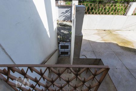 Casa de condomínio para alugar com 120m², 3 quartos e 2 vagas Casa de condomínio para alugar com 120m², 3 quartos e 2 vagasVaranda - Entrada (1º andar)