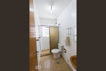 Casa de condomínio para alugar com 120m², 3 quartos e 2 vagas Casa de condomínio para alugar com 120m², 3 quartos e 2 vagasBanheiro Social 2 (2º andar)