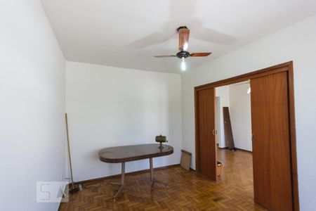Casa de condomínio para alugar com 120m², 3 quartos e 2 vagas Casa de condomínio para alugar com 120m², 3 quartos e 2 vagasSala (1º andar)
