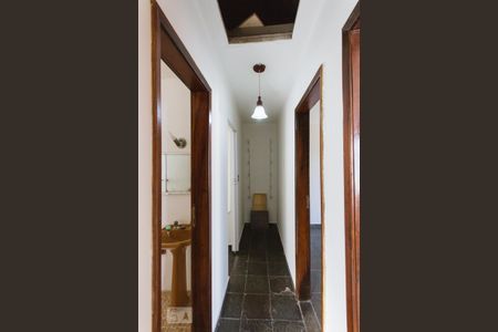 Casa de condomínio para alugar com 120m², 3 quartos e 2 vagas Casa de condomínio para alugar com 120m², 3 quartos e 2 vagasCorredor (2º andar)