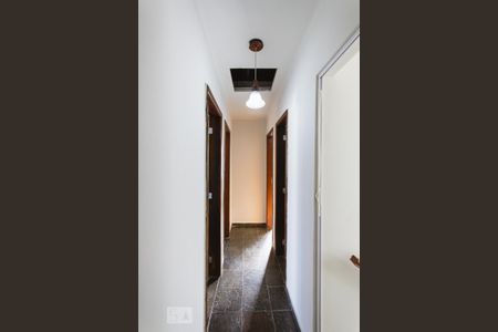 Casa de condomínio para alugar com 120m², 3 quartos e 2 vagas Casa de condomínio para alugar com 120m², 3 quartos e 2 vagasCorredor (2º andar)
