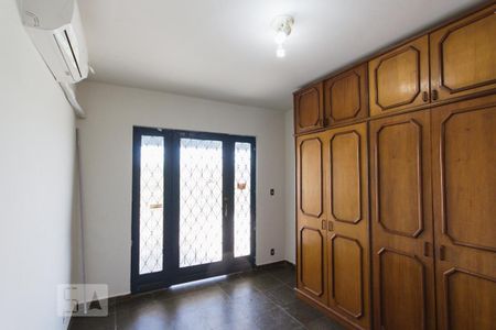 Casa de condomínio para alugar com 120m², 3 quartos e 2 vagas Casa de condomínio para alugar com 120m², 3 quartos e 2 vagasQuarto 1 (2º andar)