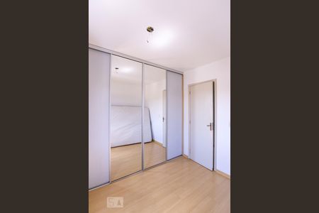 Casa de condomínio à venda com 90m², 3 quartos e 1 vagaQuarto 2