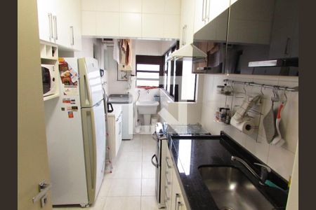 Apartamento à venda com 160m², 4 quartos e 2 vagasCozinha