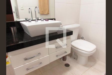 Apartamento à venda com 160m², 4 quartos e 2 vagasBanheiro da Suíte