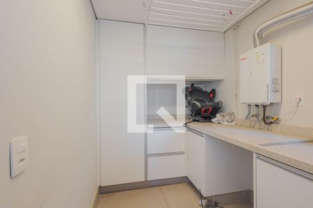 Apartamento à venda com 180m², 3 quartos e 1 vagaÁrea de Serviço
