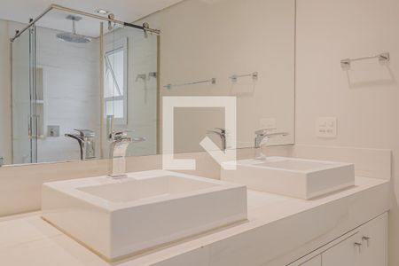 Apartamento à venda com 180m², 3 quartos e 1 vagaBanheiro da Suíte 3