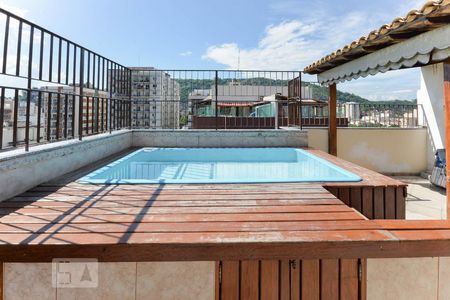 Apartamento à venda com 119m², 3 quartos e 2 vagasPiscina Coberta