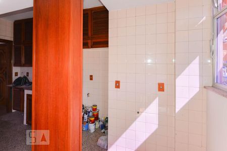 Apartamento à venda com 119m², 3 quartos e 2 vagasCozinha